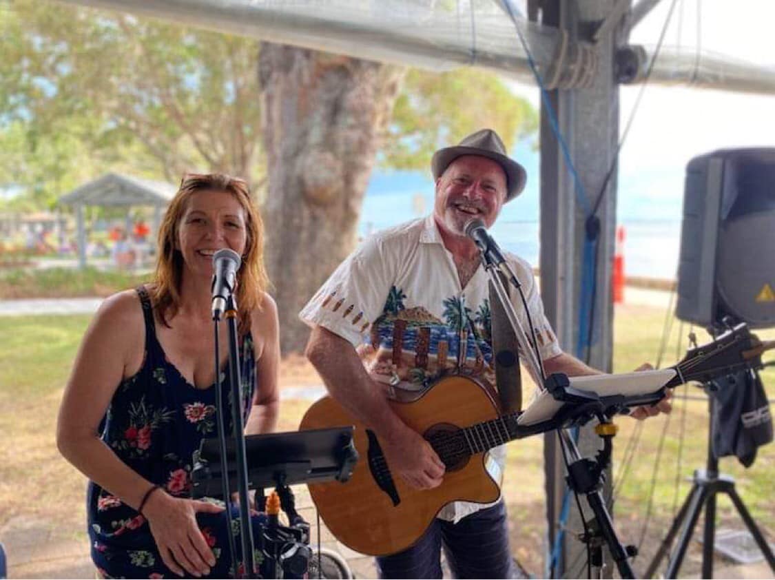 Croozy Tunes duo